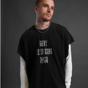 BURY ME IN DARC FOREVER GRUNGE CUT-OFF TEE IN BLACK